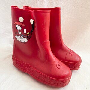 Vintage 80s kids rain boots Snoopy Snoopers red rubber child size 12 overshoe